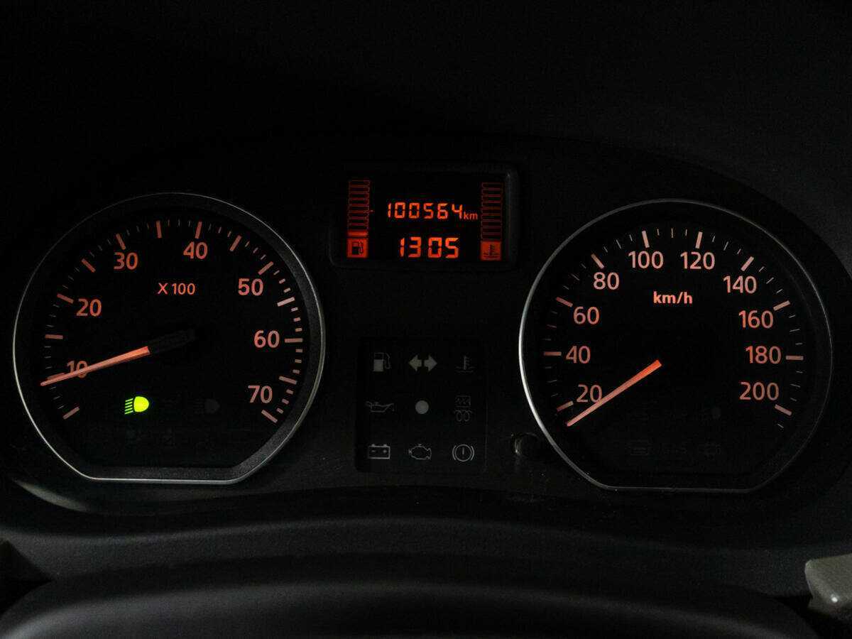 Купить Renault Sandero с пробегом. Фото: #11