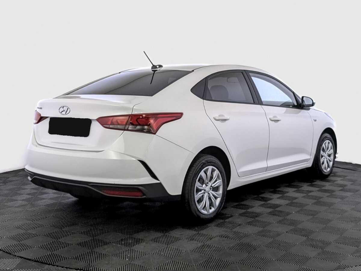 Купить Hyundai Solaris с пробегом. Фото: #4