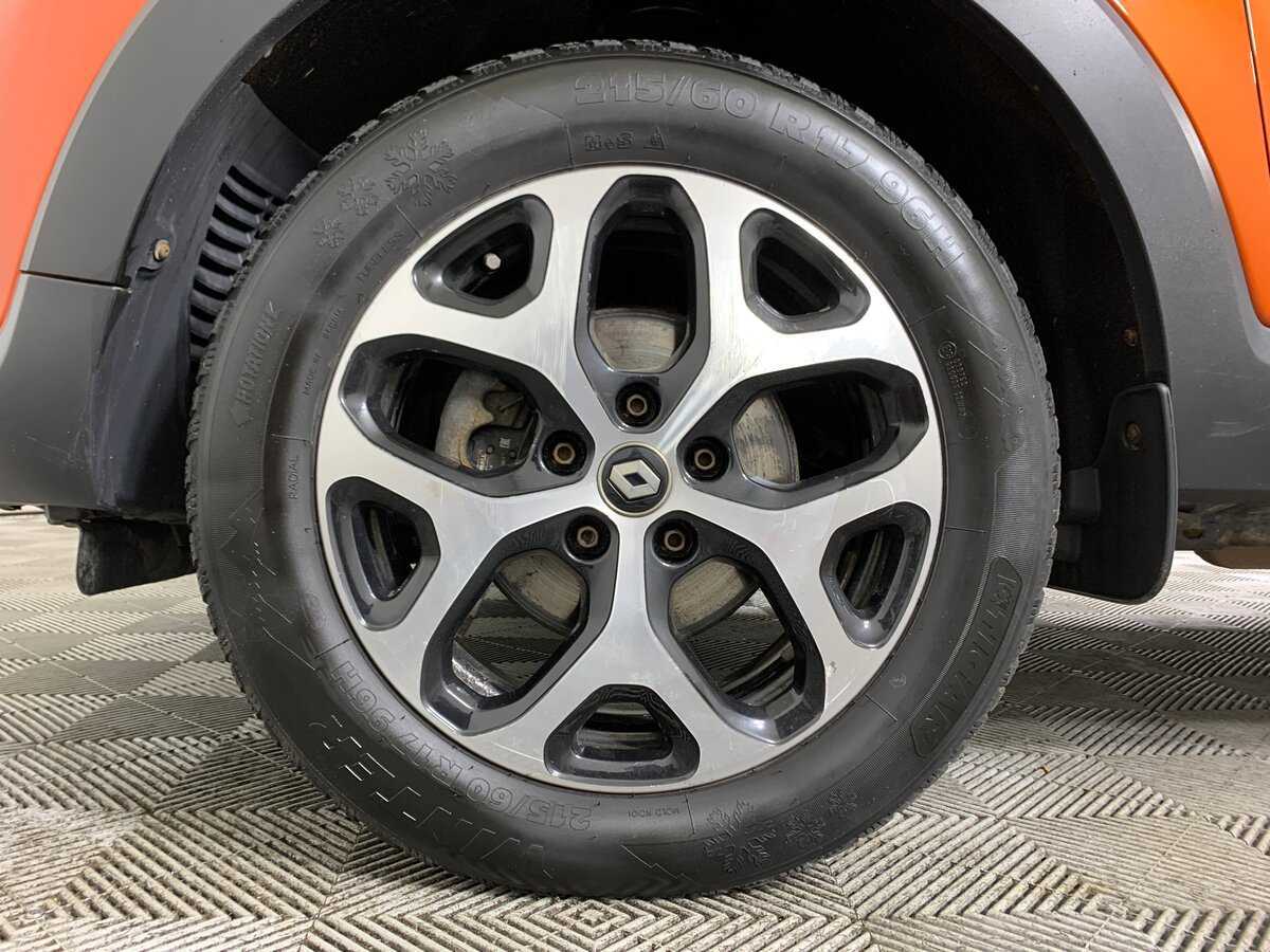 Купить Renault Kaptur с пробегом. Фото: #8