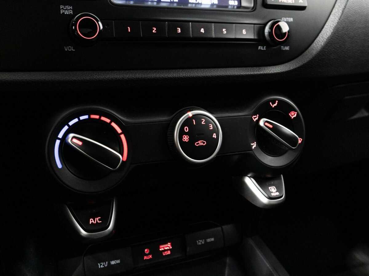 Купить Kia Rio с пробегом. Фото: #17