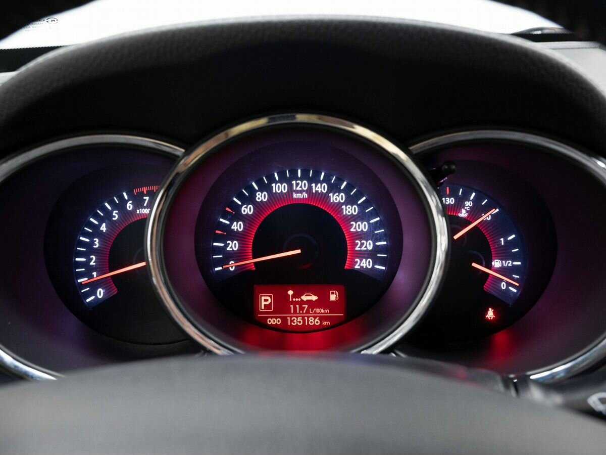 Купить Kia Sorento с пробегом. Фото: #15