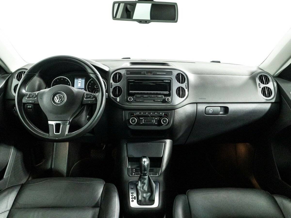 Купить Volkswagen Tiguan с пробегом. Фото: #12