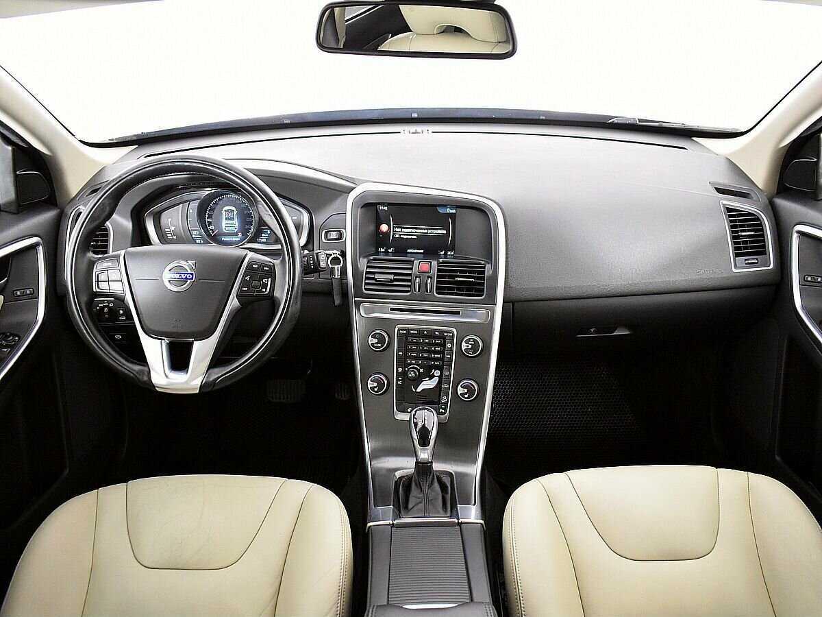 Купить Volvo XC60 с пробегом. Фото: #9