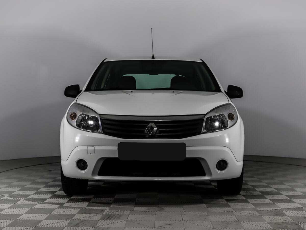 Купить Renault Sandero с пробегом. Фото: #1