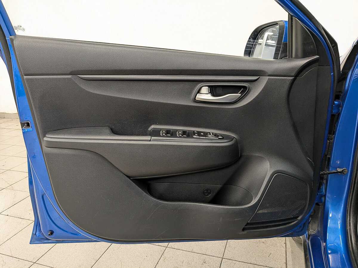 Купить Kia Rio с пробегом. Фото: #17