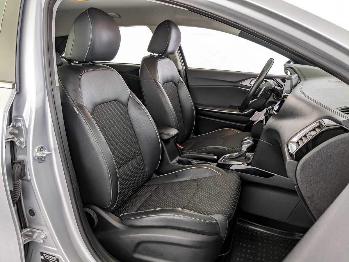 Купить Kia Ceed с пробегом. Фото: #18