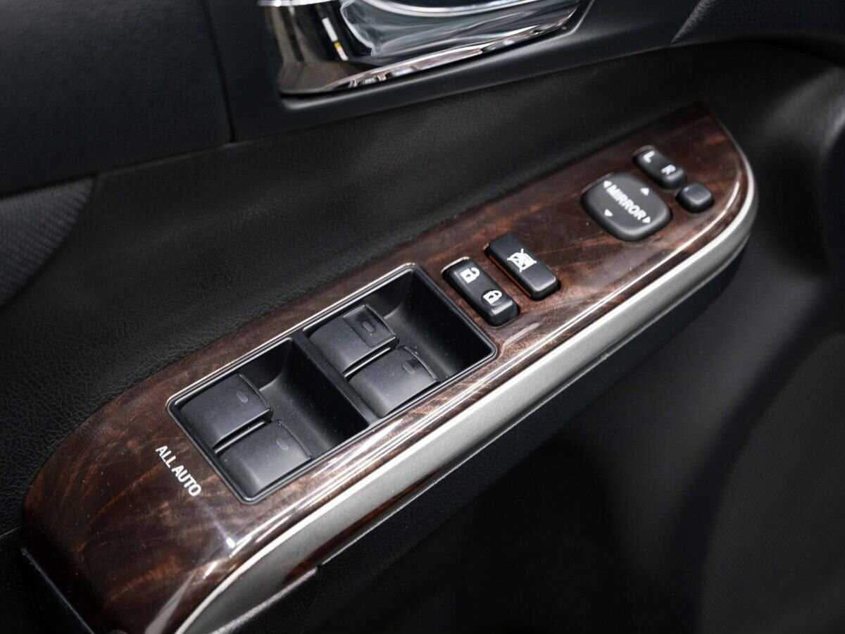 Купить Toyota Camry с пробегом. Фото: #16