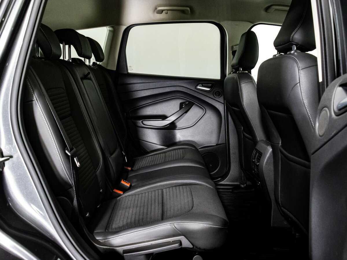 Купить Ford Kuga с пробегом. Фото: #14