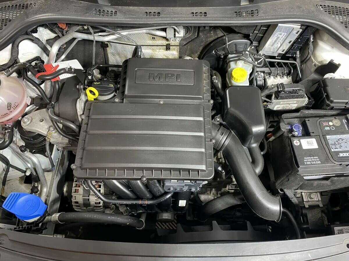 Купить Skoda Rapid с пробегом. Фото: #8