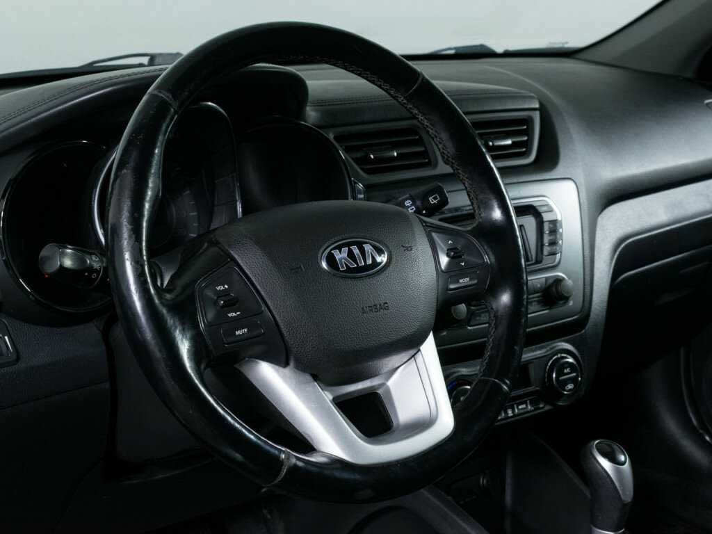 Купить Kia Rio с пробегом. Фото: #10