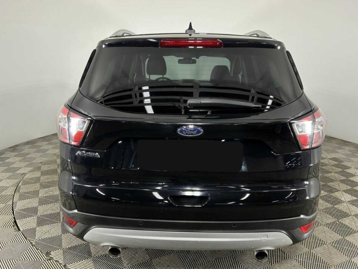 Купить Ford Kuga с пробегом. Фото: #2