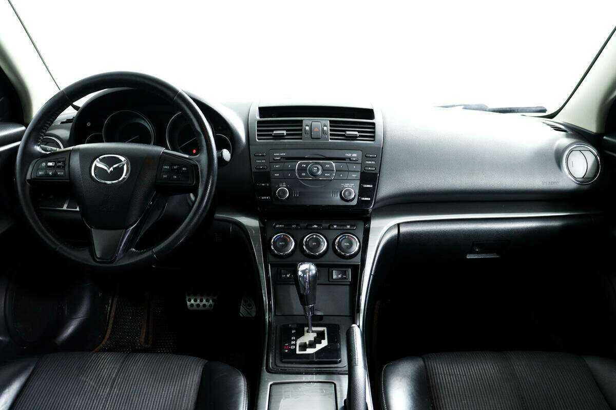 Купить Mazda 6 с пробегом. Фото: #10