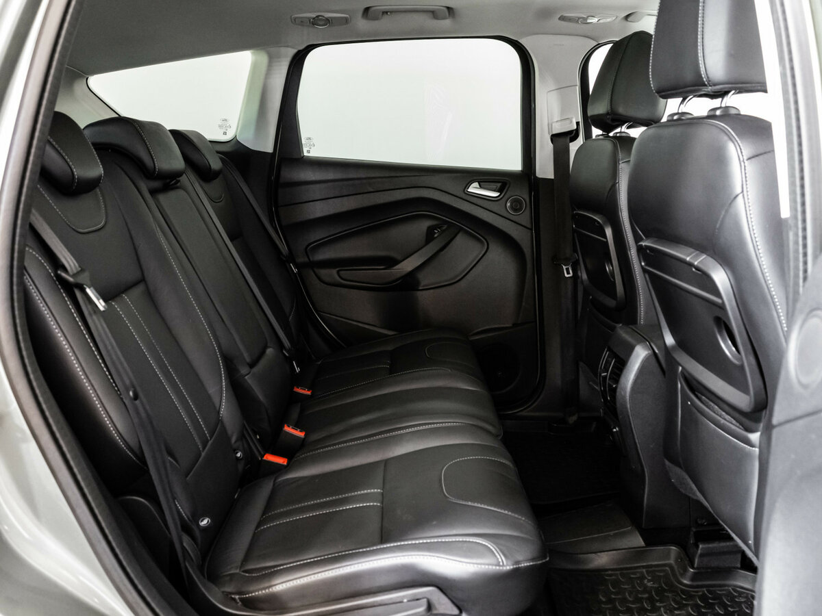 Купить Ford Kuga с пробегом. Фото: #13