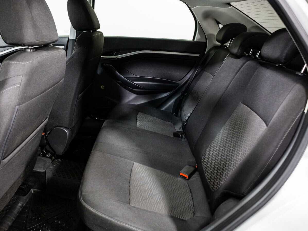 Купить Lada (ВАЗ) Vesta с пробегом. Фото: #9