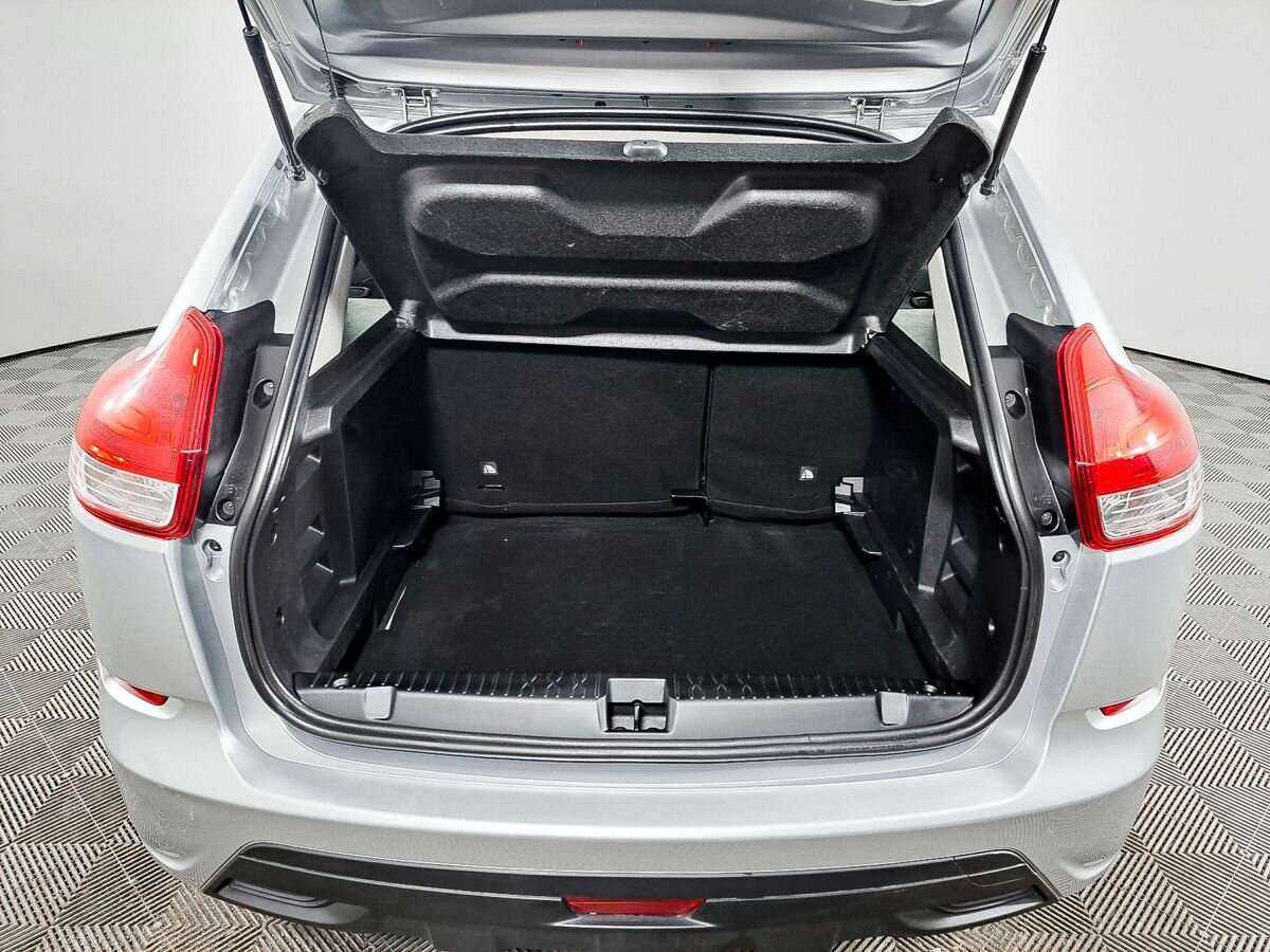 Купить Lada (ВАЗ) XRAY с пробегом. Фото: #9