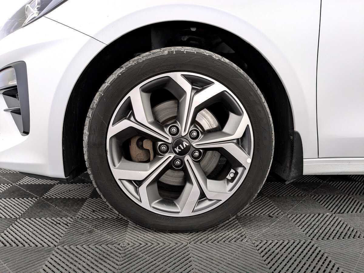 Купить Kia Ceed с пробегом. Фото: #17