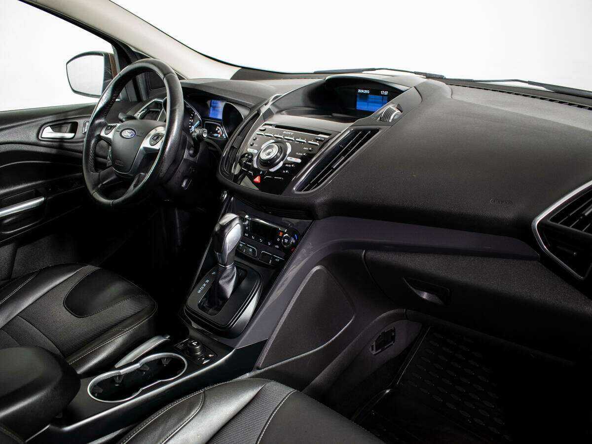 Купить Ford Kuga с пробегом. Фото: #6