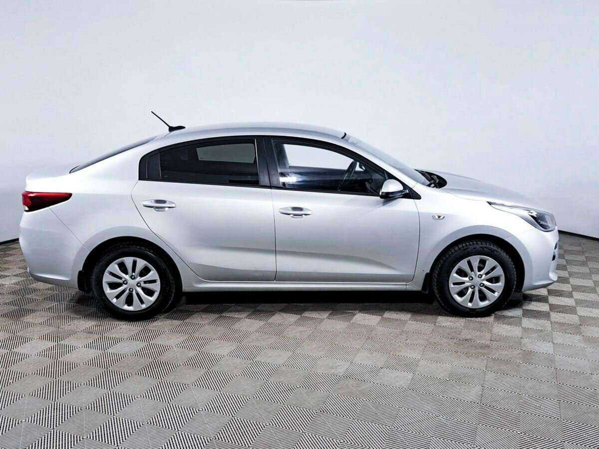 Купить Kia Rio с пробегом. Фото: #3