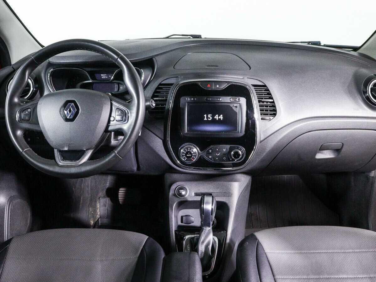 Купить Renault Kaptur с пробегом. Фото: #11