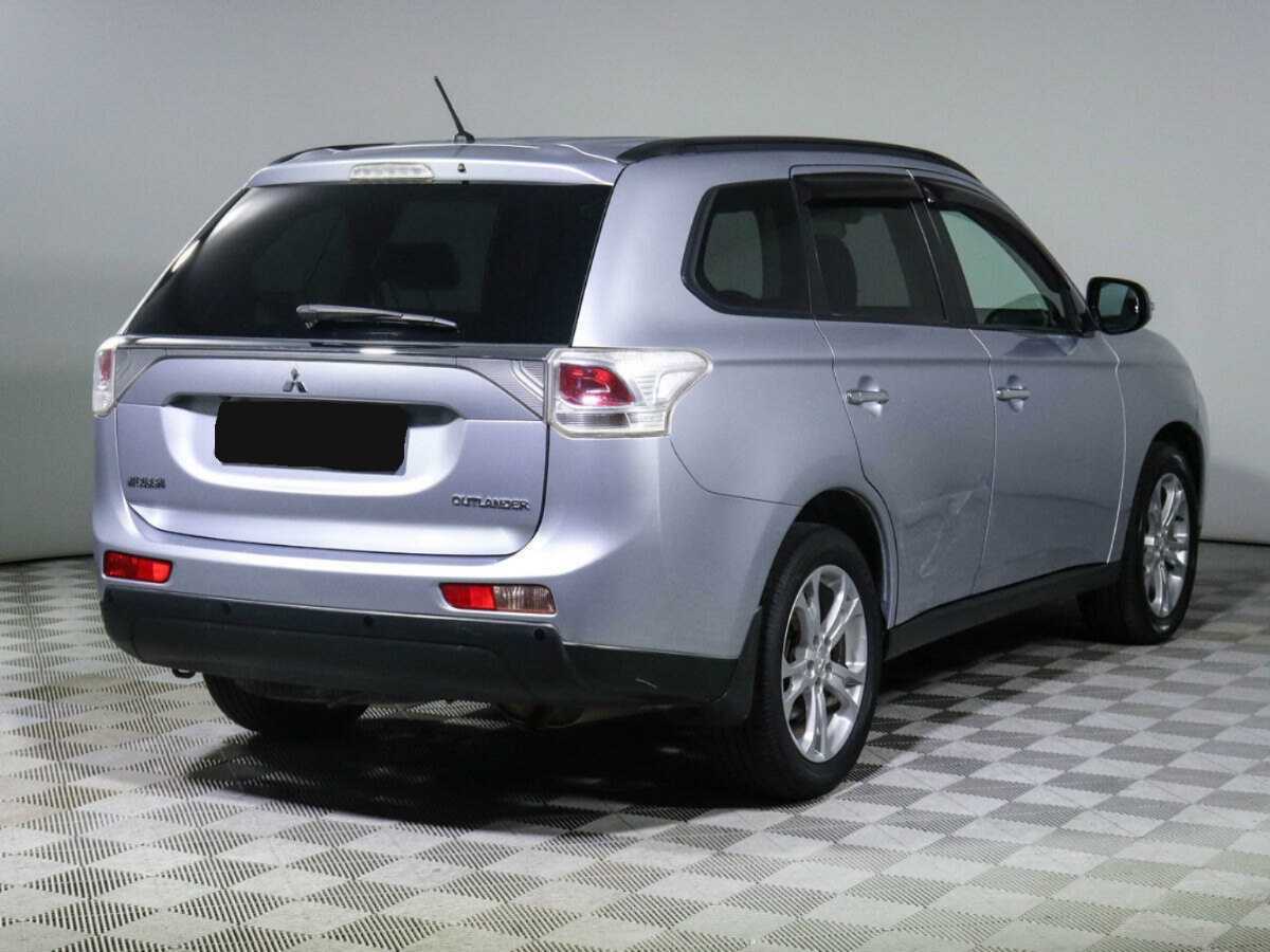 Купить Mitsubishi Outlander с пробегом. Фото: #4