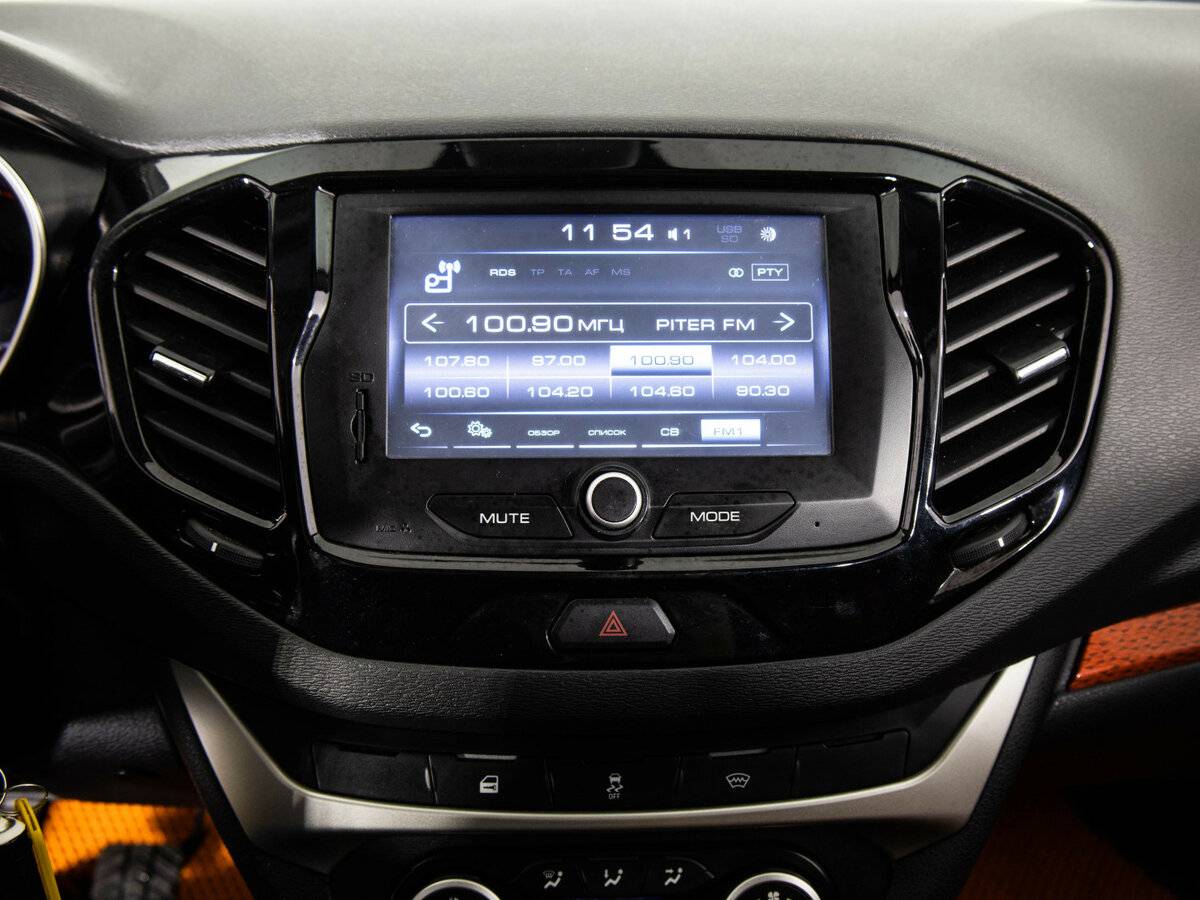 Купить Lada (ВАЗ) Vesta с пробегом. Фото: #16