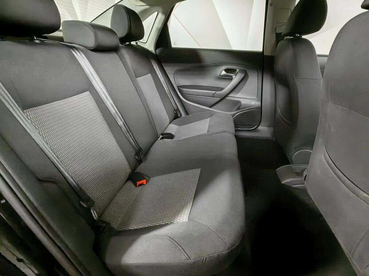 Купить Volkswagen Polo с пробегом. Фото: #11