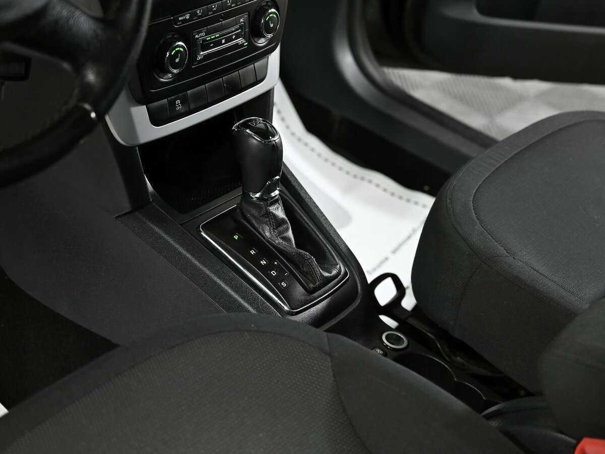 Купить Skoda Yeti с пробегом. Фото: #8