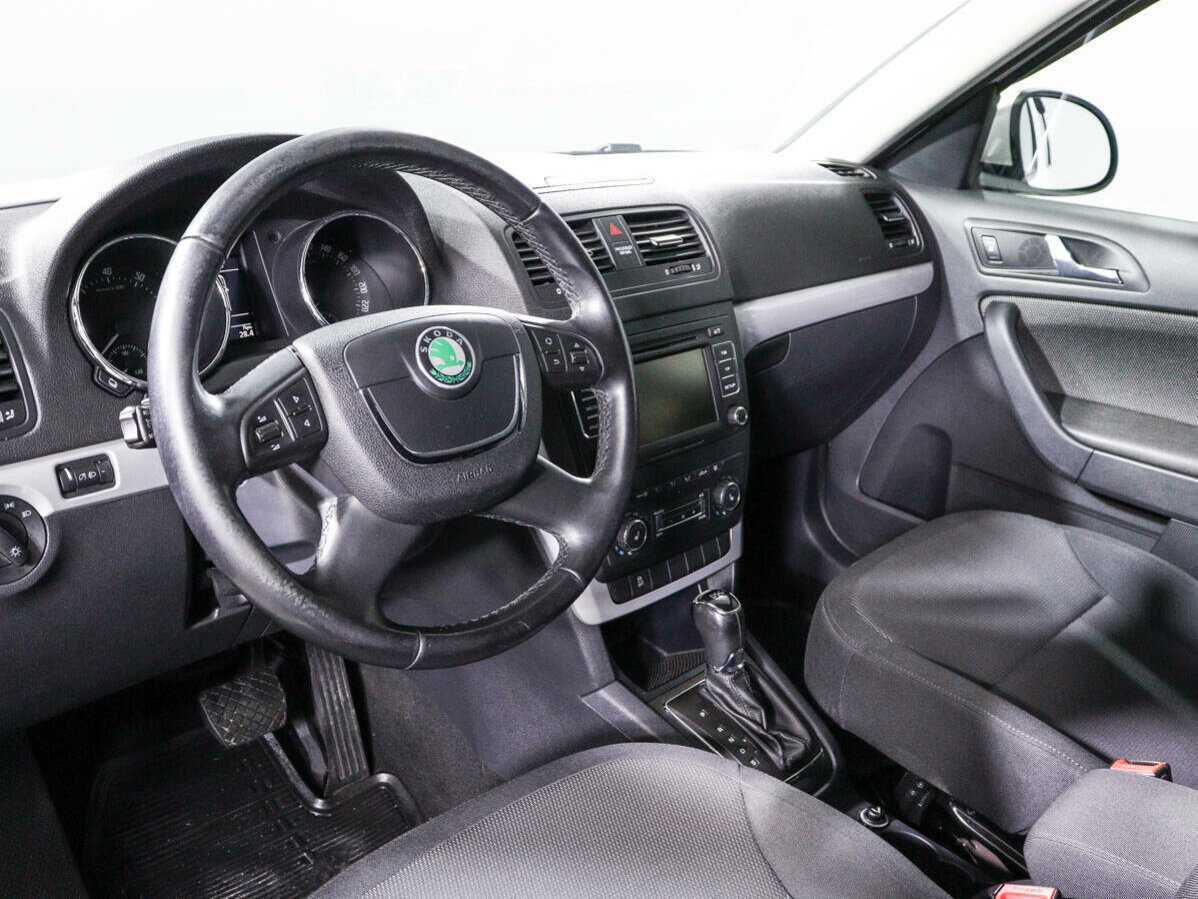 Купить Skoda Yeti с пробегом. Фото: #13