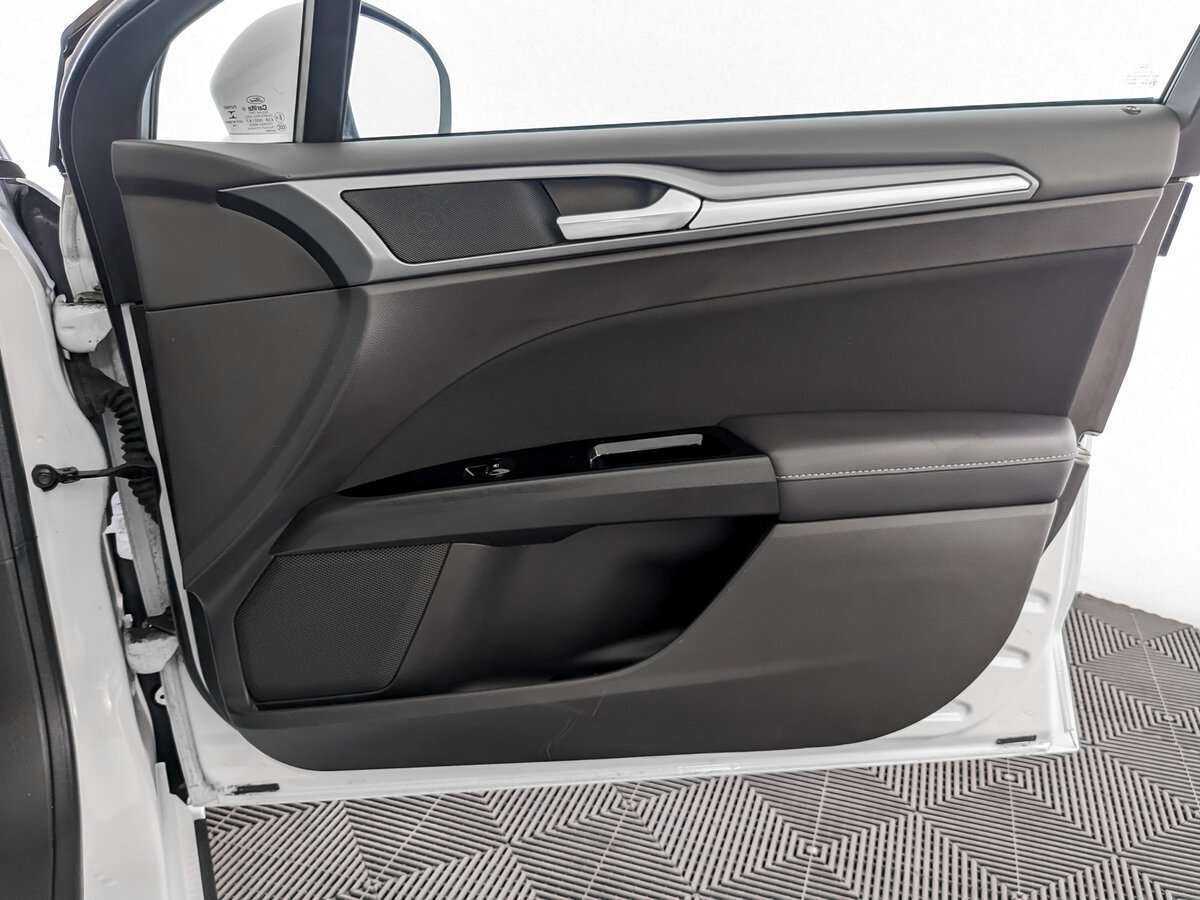 Купить Ford Mondeo с пробегом. Фото: #19