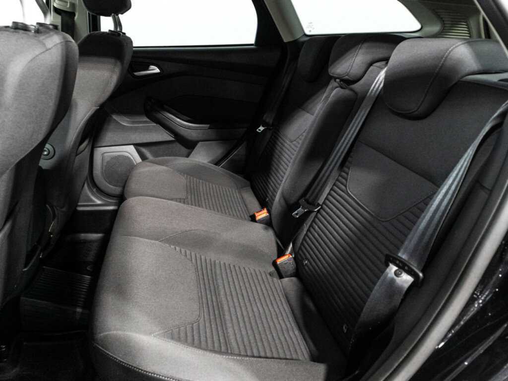 Купить Ford Focus с пробегом. Фото: #9