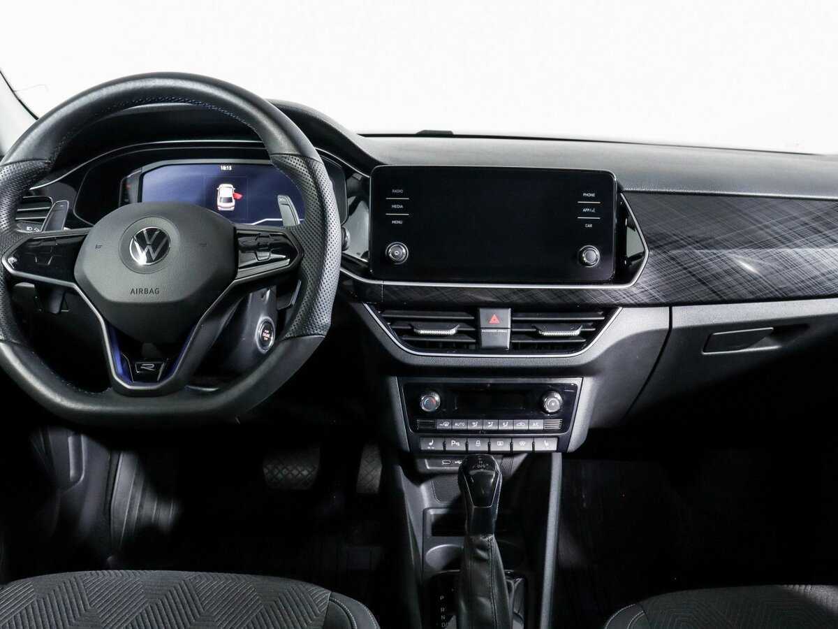 Купить Volkswagen Polo с пробегом. Фото: #11