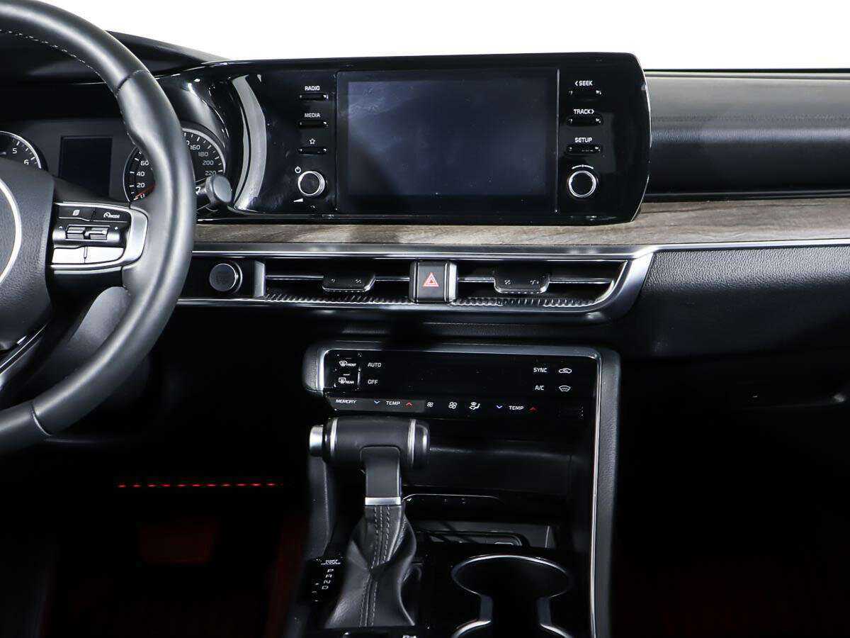 Купить Kia K5 с пробегом. Фото: #11