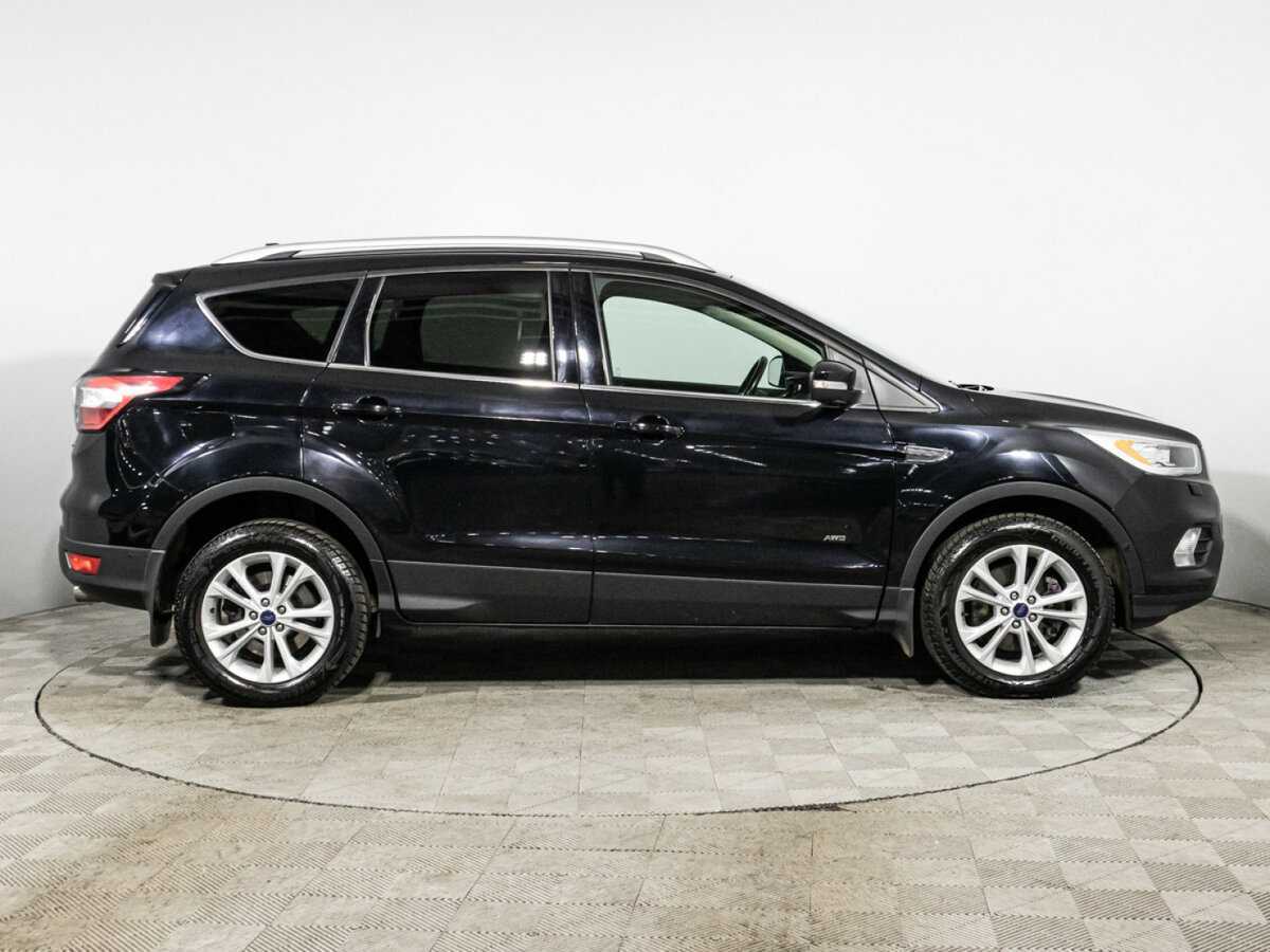 Купить Ford Kuga с пробегом. Фото: #3