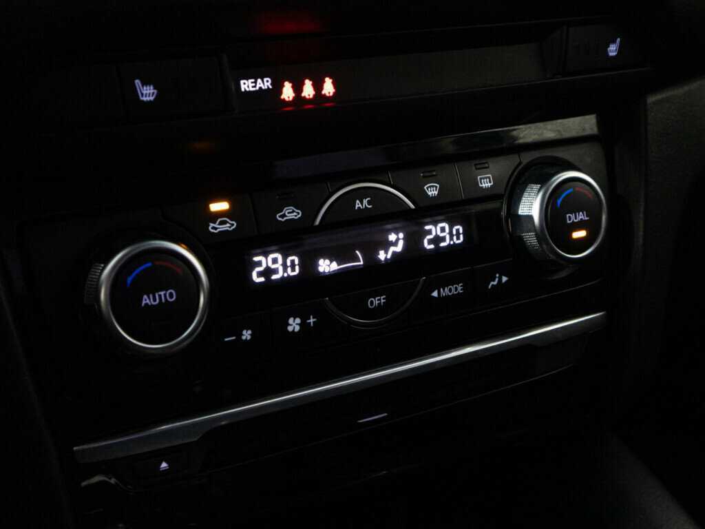 Купить Mazda 6 с пробегом. Фото: #15