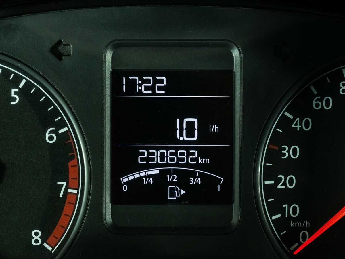 Купить Volkswagen Polo с пробегом. Фото: #13