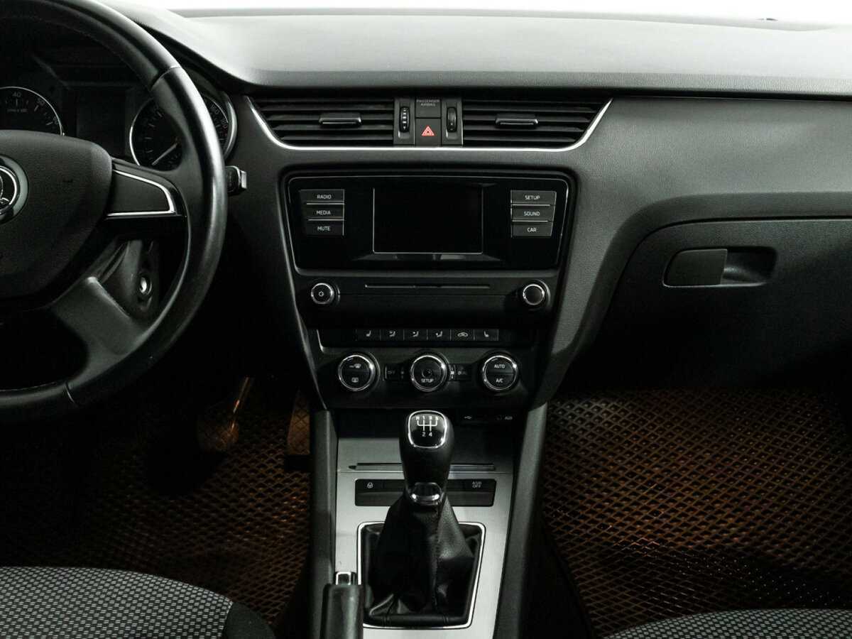 Купить Skoda Octavia с пробегом. Фото: #13