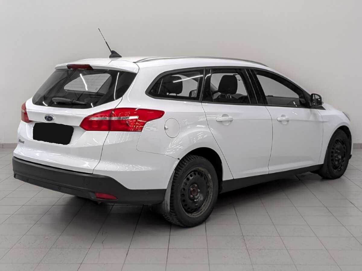 Купить Ford Focus с пробегом. Фото: #4