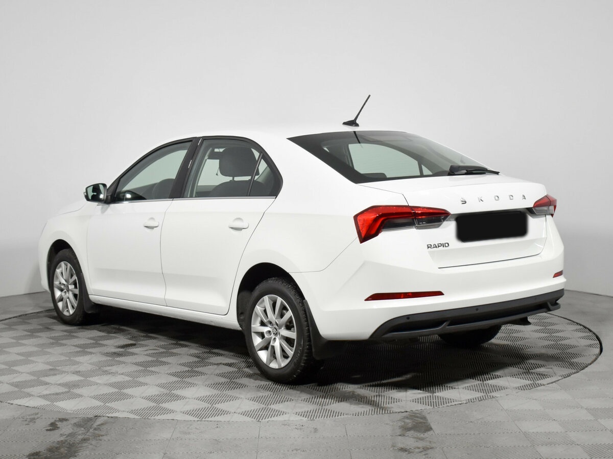 Купить Skoda Rapid с пробегом. Фото: #6