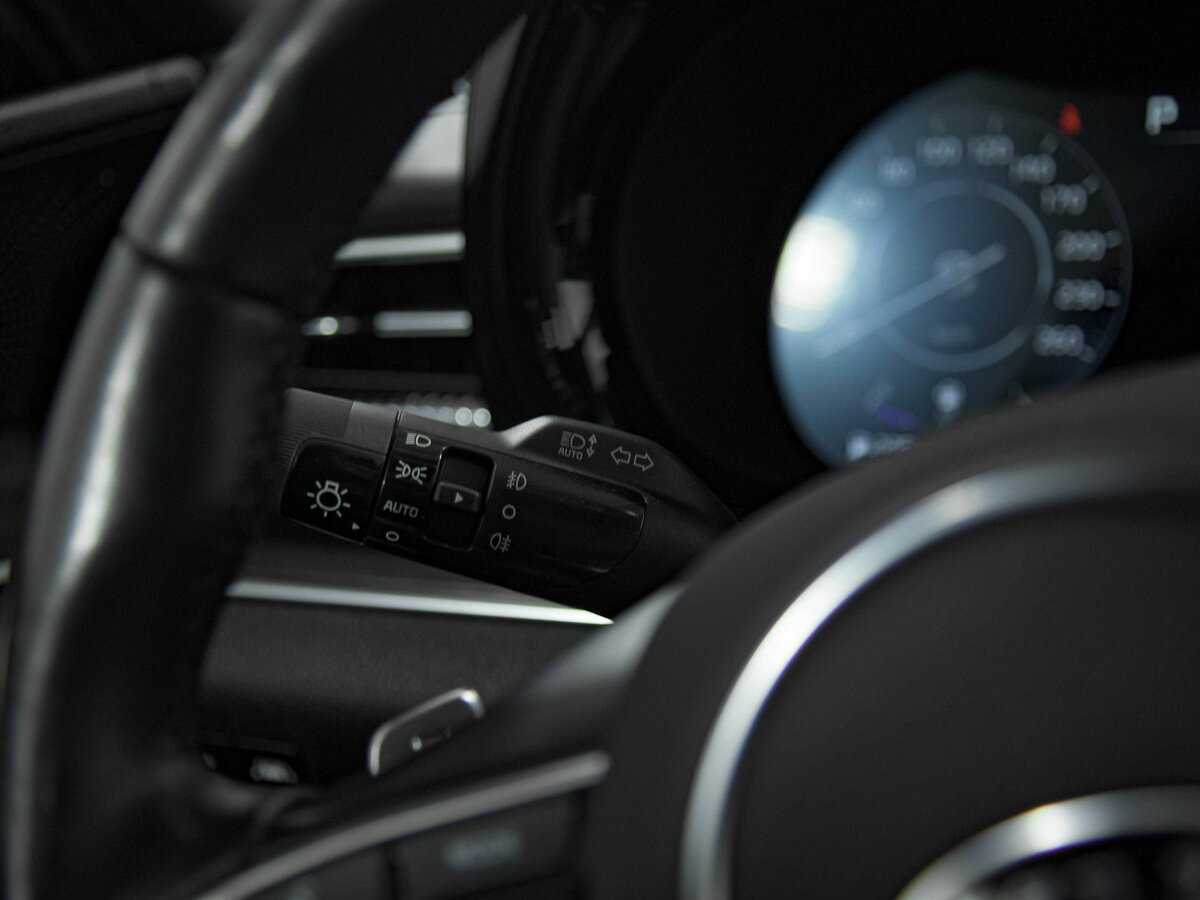 Купить Kia K5 с пробегом. Фото: #8