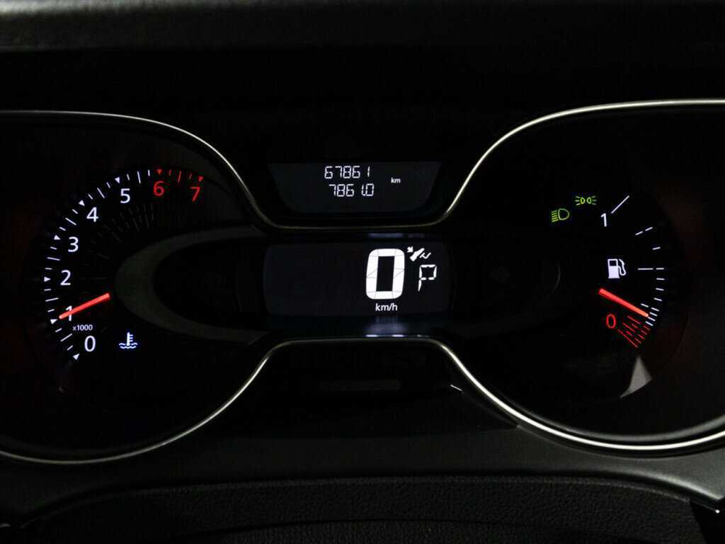 Купить Renault Kaptur с пробегом. Фото: #11