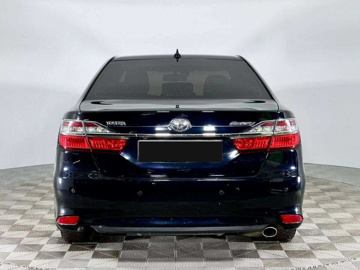 Купить Toyota Camry с пробегом. Фото: #3