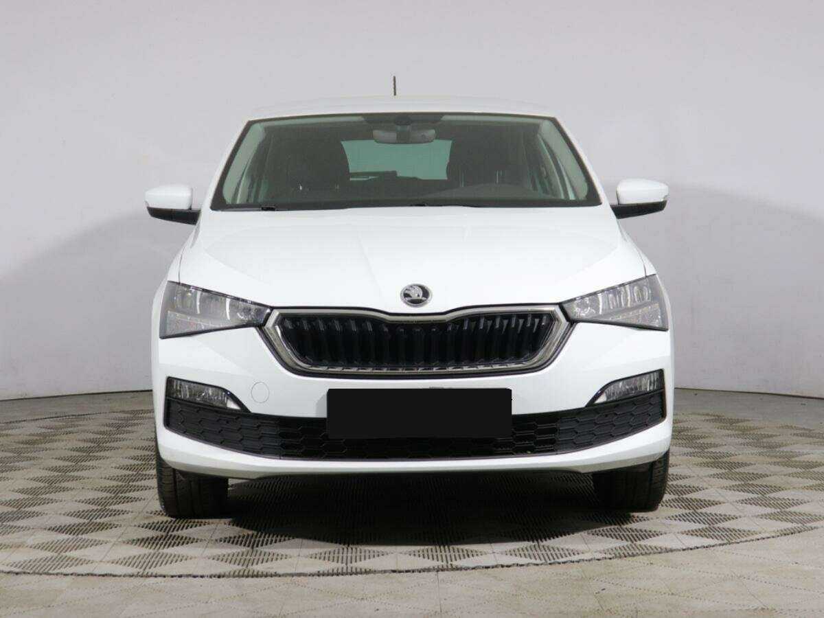 Купить Skoda Rapid с пробегом. Фото: #1