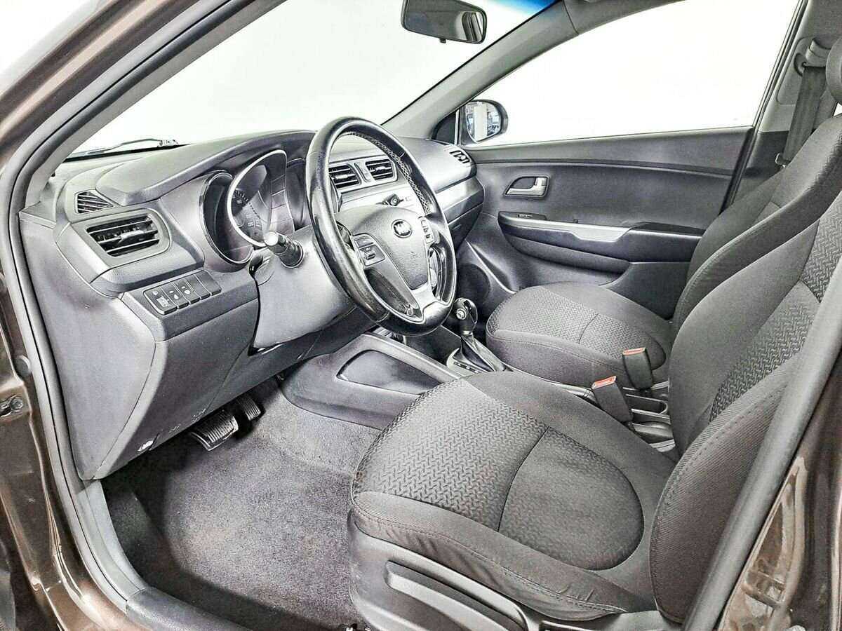 Купить Kia Rio с пробегом. Фото: #13