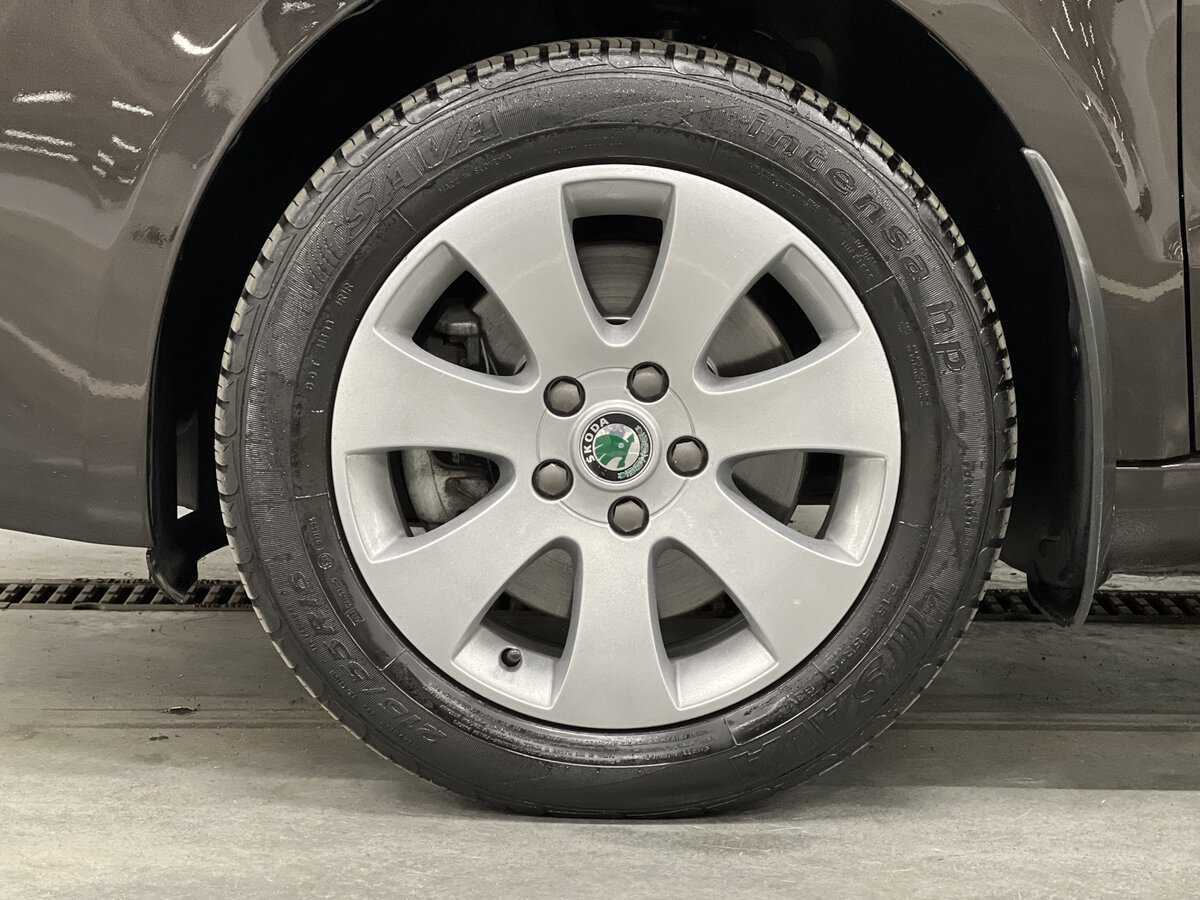 Купить Skoda Superb с пробегом. Фото: #17