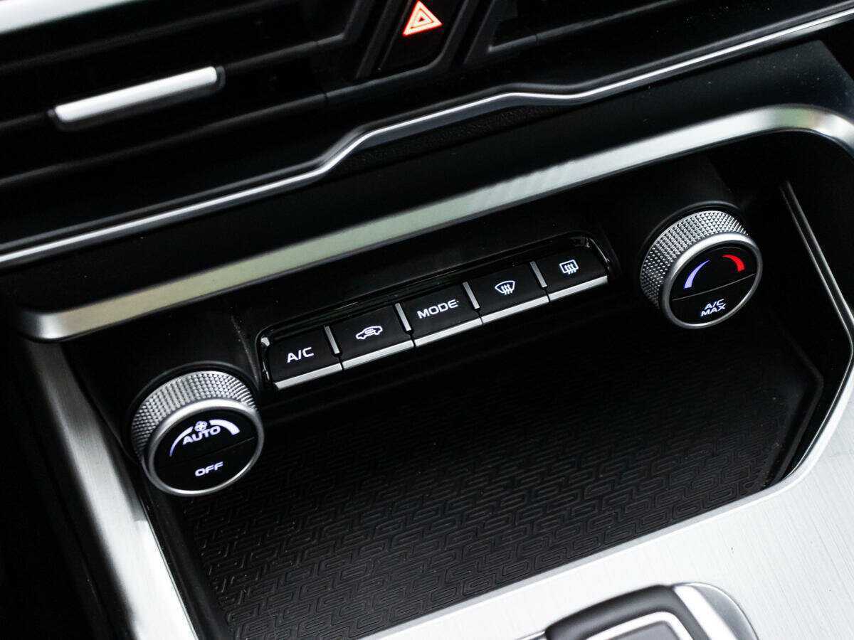 Купить Geely Coolray с пробегом. Фото: #20