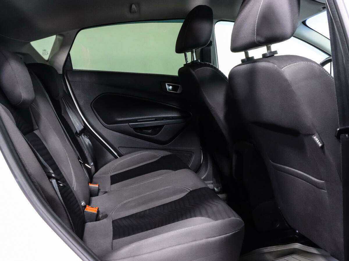 Купить Ford Fiesta с пробегом. Фото: #12