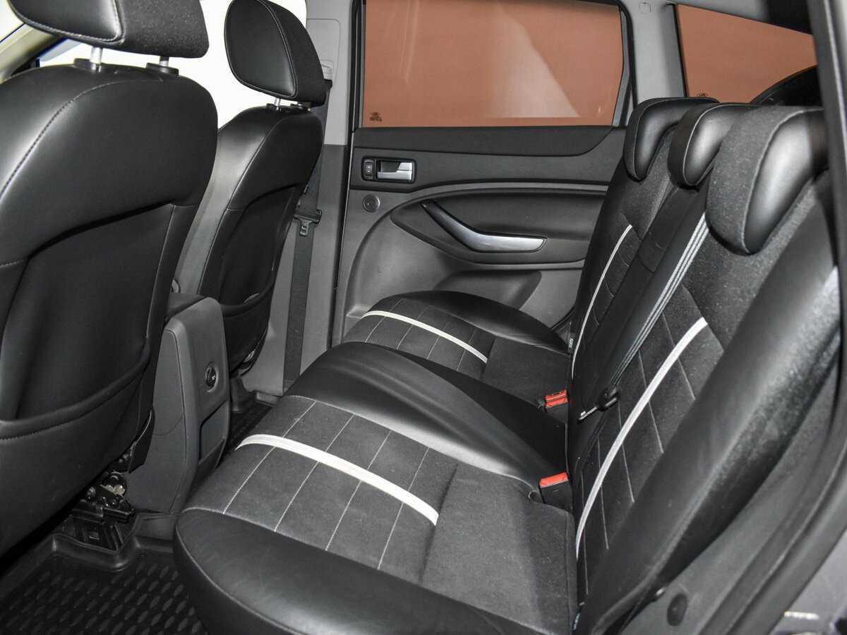 Купить Ford Kuga с пробегом. Фото: #11