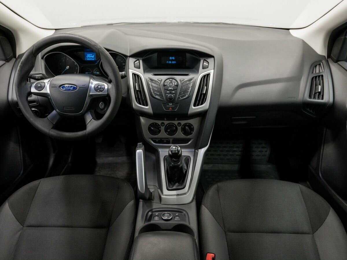 Купить Ford Focus с пробегом. Фото: #9