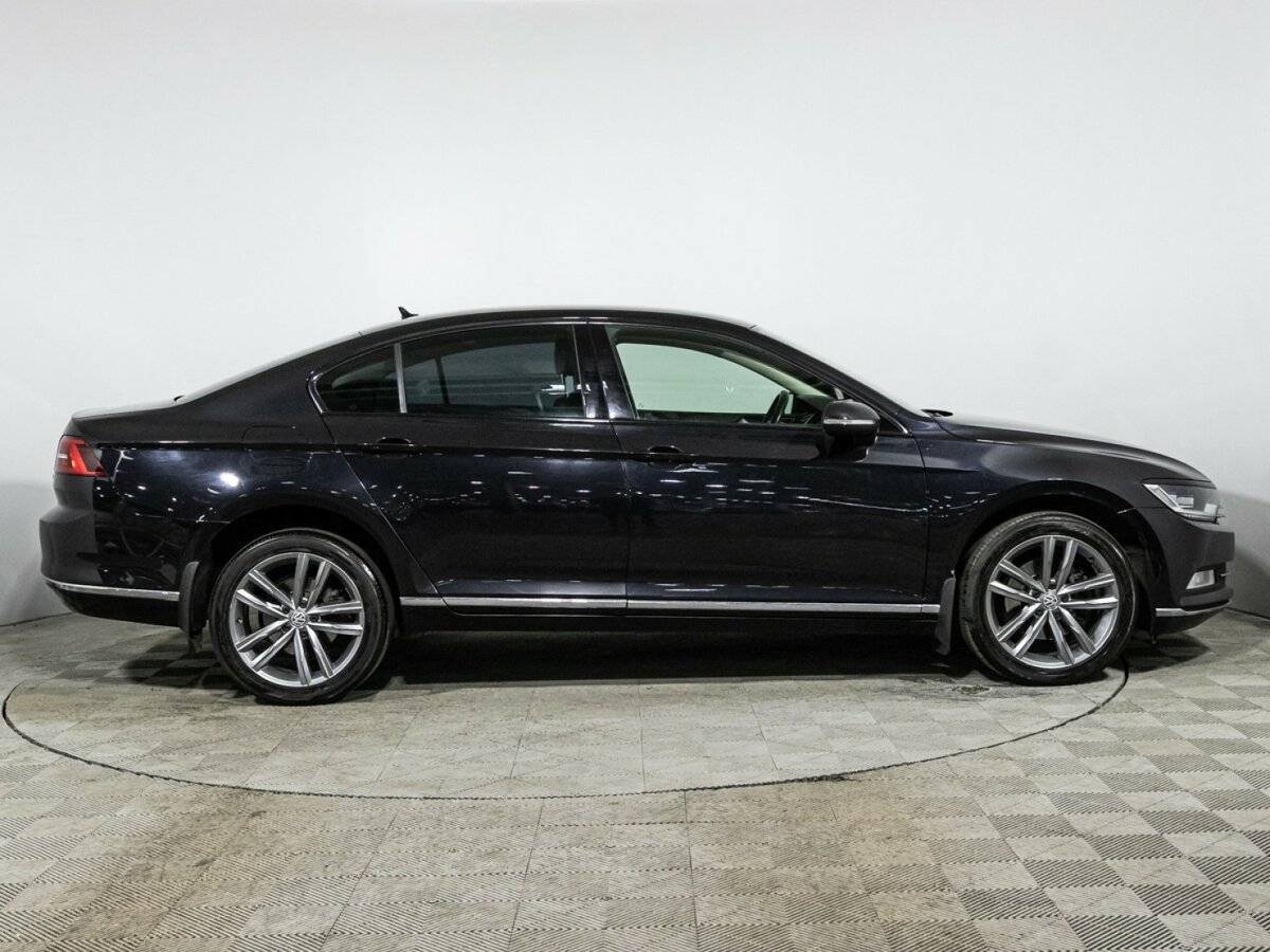 Купить Volkswagen Passat с пробегом. Фото: #3