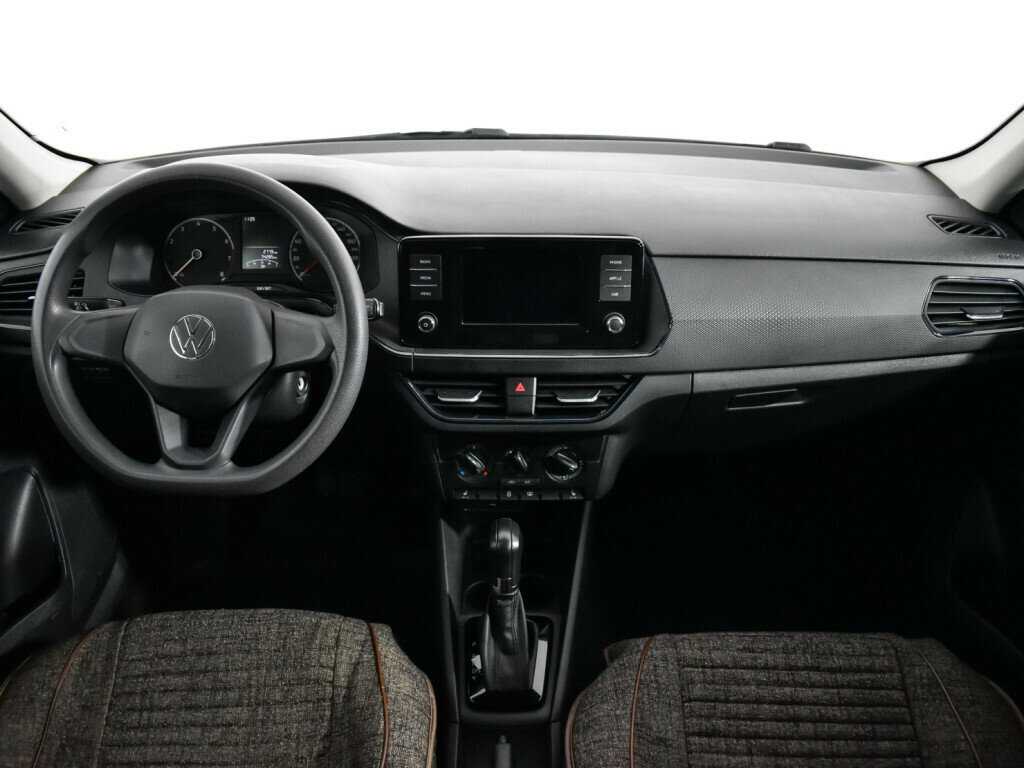 Купить Volkswagen Polo с пробегом. Фото: #11